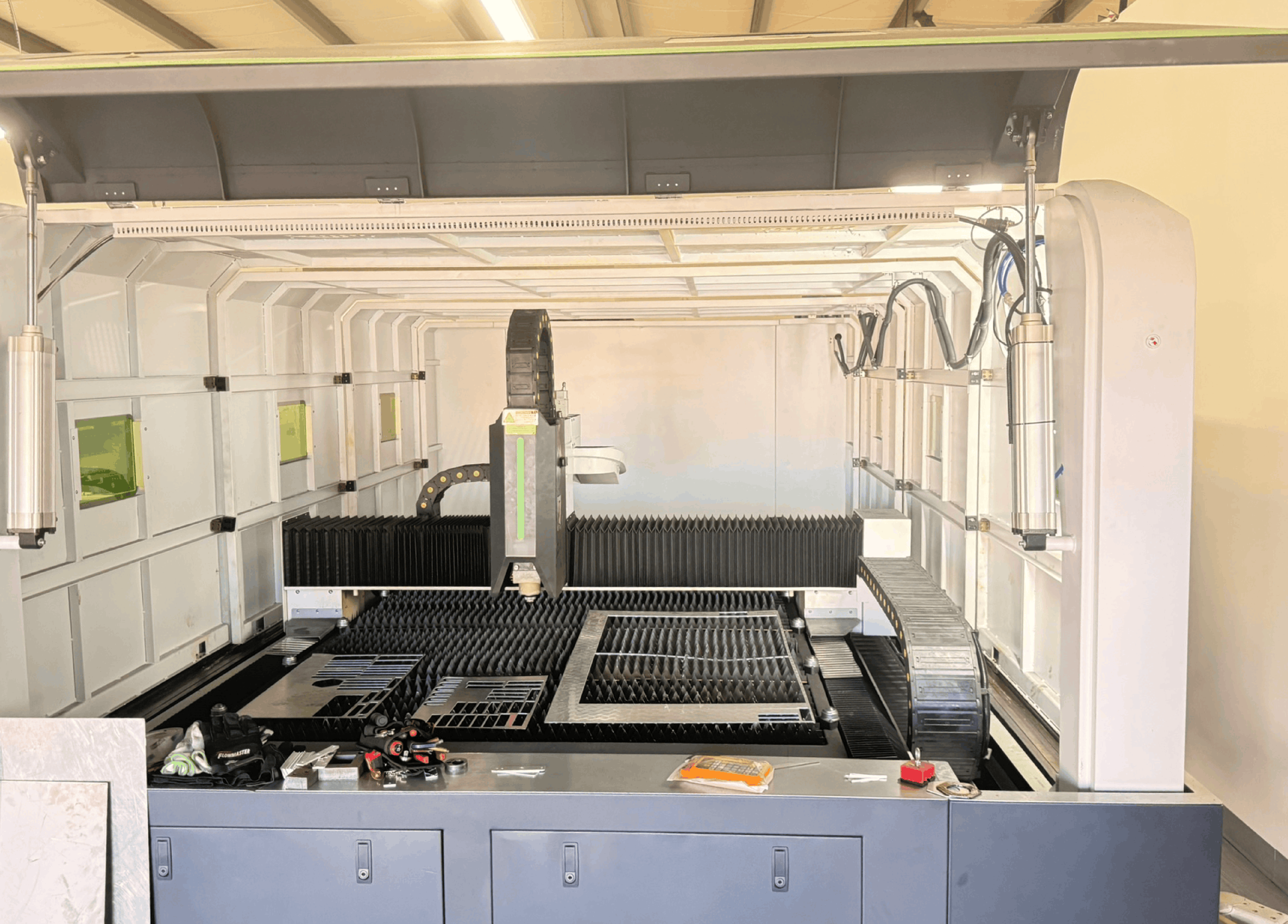 Fiber laser machine bed
